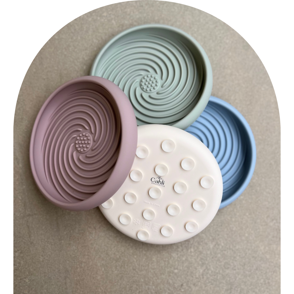 The Mini Macaron Bowl in Musk